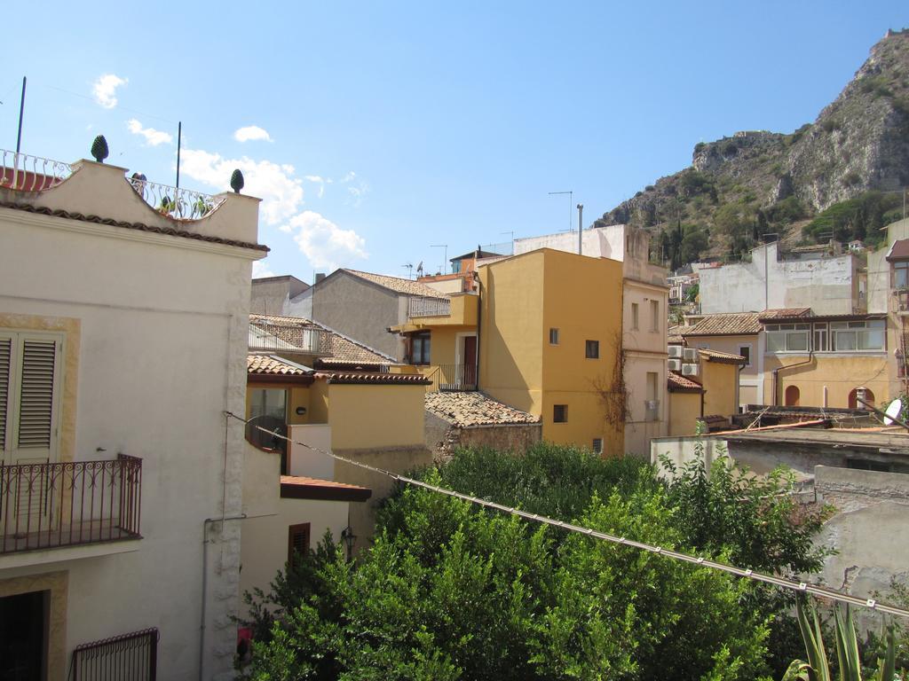 Comeinsicily - Al Teatro Apartment Taormina Exterior photo